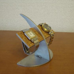 バレンタインデーに　腕時計　飾る　半円台コルクバー2本掛け腕時計スタンド　90630 6枚目の画像