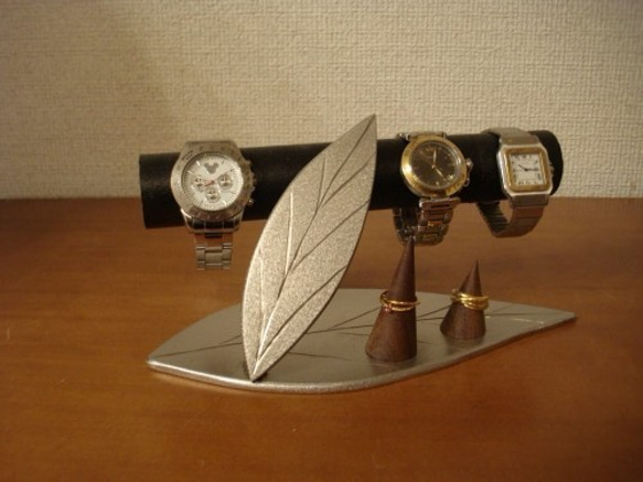 ご入学、ご就職祝に　ダブルリーフダブルリング腕時計スタンド　ブラック 7枚目の画像
