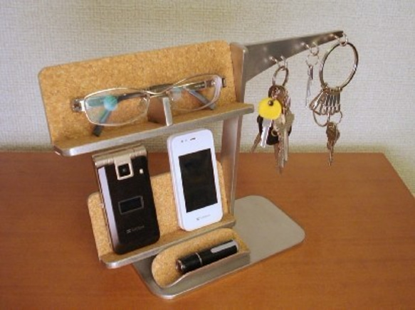 キー・メガネ・携帯電話スタンド 小物トレイ付き 4枚目の画像
