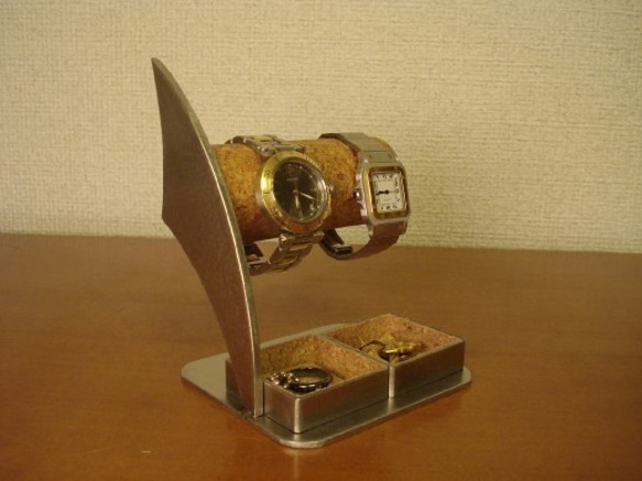クリスマス　ダブルトレイ付き腕時計スタンド　男性用パイプ 3枚目の画像