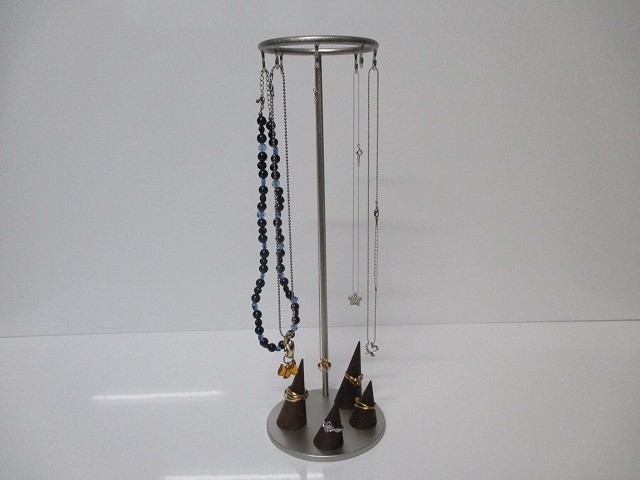 クリスマスプレゼント　ネックレス6本、指輪、リングスタンド　190807 19,800円