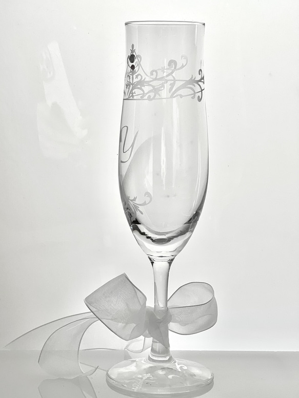 [帶首字母] Tiara 香檳色玻璃長笛玻璃配水鑽 第2張的照片