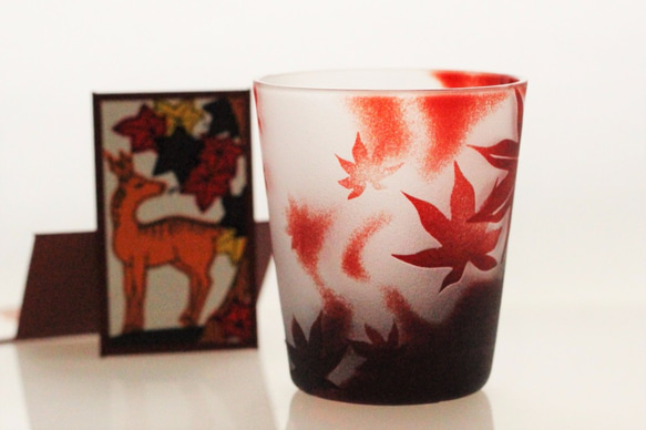 [Hanafuda Glass] Momiji deer~ 玻璃杯 酒杯 Made-to-order 第2張的照片