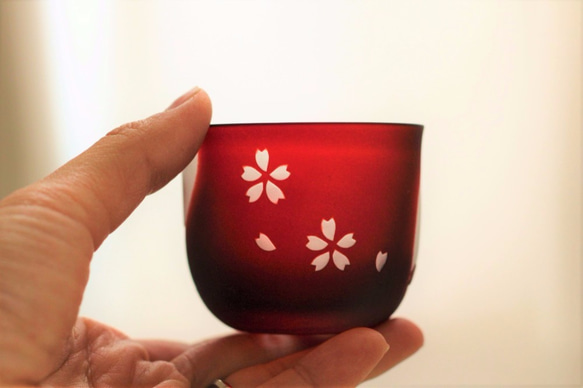 桜の花のぐいのみ（SAKURA SAKE GLASS) 3枚目の画像