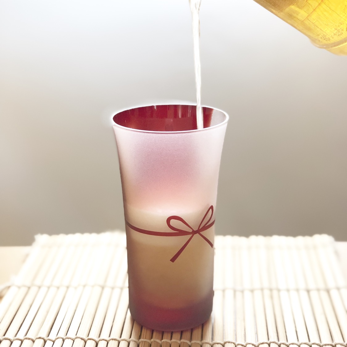 【名入れ・選べる3色】江戸硝子の祝杯！oiwai ひと口グラス／還暦・古希・喜寿のお祝いに（受注製作）