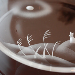 月見ウサギのガラス皿 (受注制作） 1枚目の画像