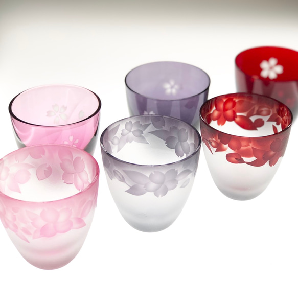 【木盒】櫻花花冠一對(2)Ochoko Pink Glass Guinomi (Edo Glass) 第2張的照片