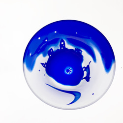 [木盒裝] 新月之夜的貓與城鎮 藍色藍色玻璃清酒杯 [江戶玻璃] 第3張的照片