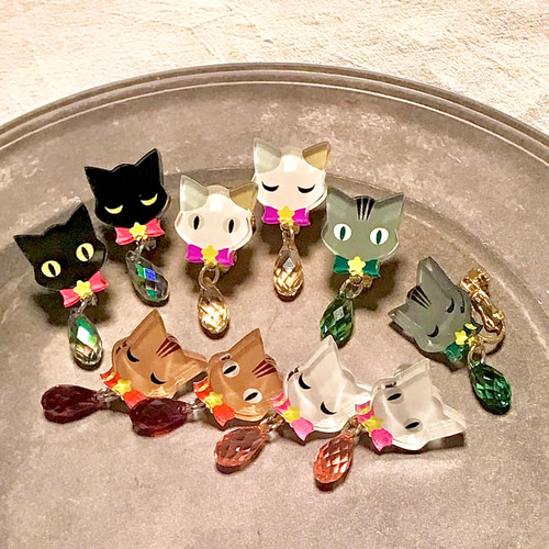 再販3】猫ちゃんの耳飾り（黒猫・白猫・サバトラ・茶トラ・三毛猫