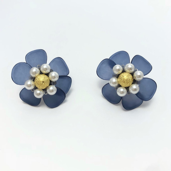 結婚式やパーティーにも☆flower pierce 4枚目の画像