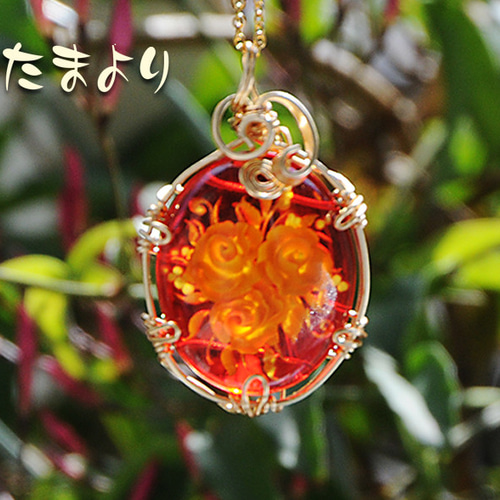 K9金 シェルカメオ　バラ彫刻 ペンダント　トップ CAMEO（カメオ） ペンダント【薔薇の髪飾り】Raffaele Madonna作