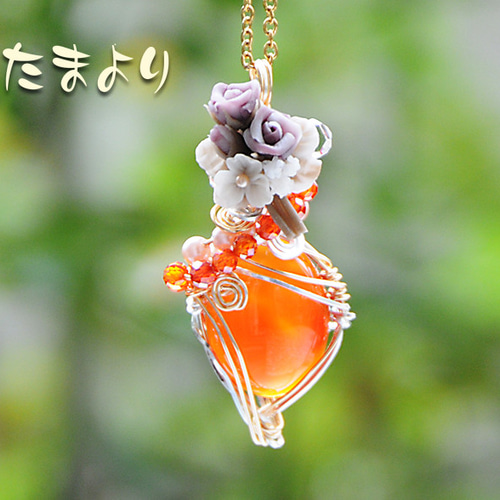 ゴビ石−964 ゴビ瑪瑙　花＆マクラメ　訳あり　彫刻 ゴビ石−964 ゴビ瑪瑙 花＆マクラメ 訳あり 彫刻