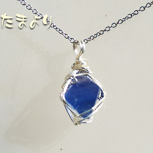 【blue.ks】天然フローライトの一粒ネックレストップ 【blue.ks】天然フローライトの一粒ネックレストップ