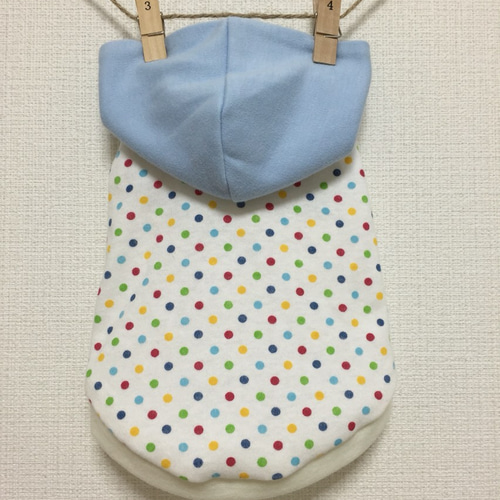 犬服　ドット柄タンクトップ DM ハンドメイド 犬服ドット柄のフード付きタンクトップ ペット服・アクセサリー