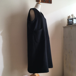 SALE カシミヤウール黒で作ったジャンパースカート 3枚目の画像