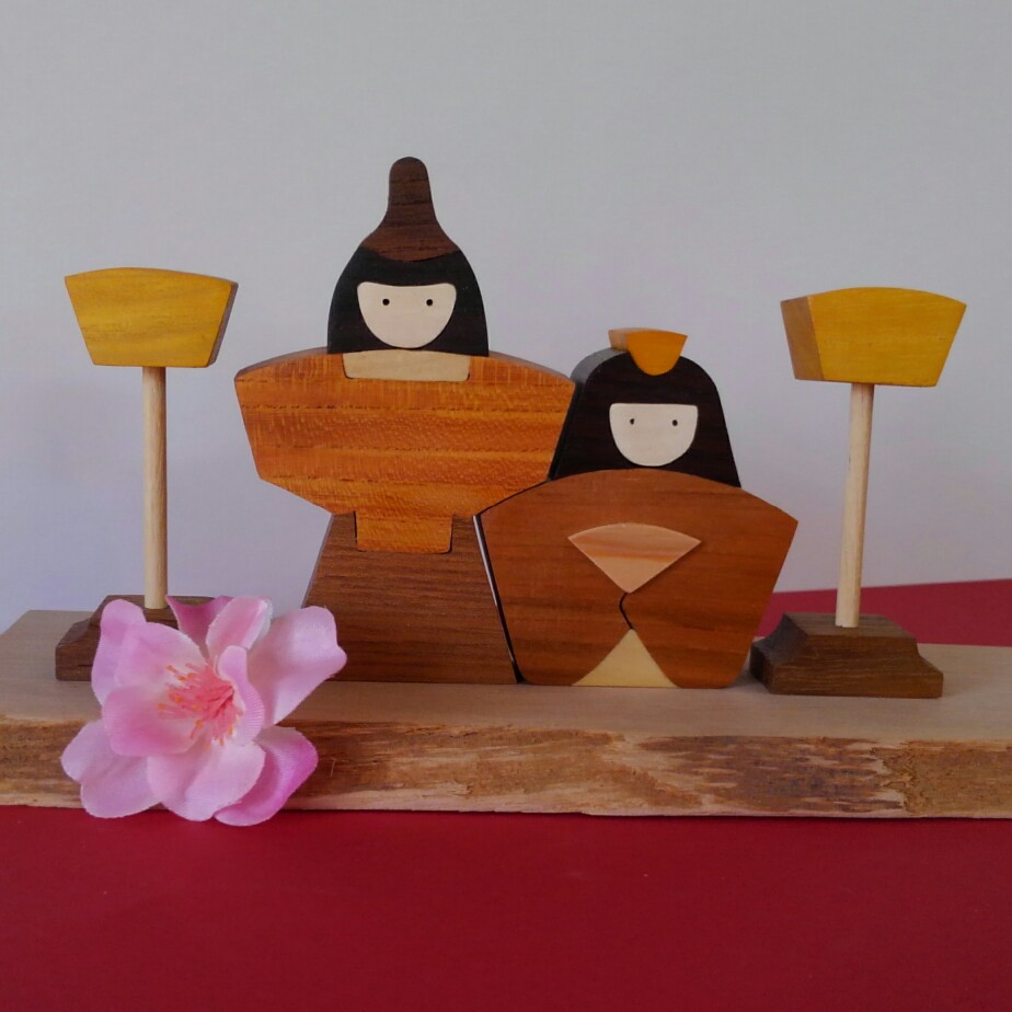 雛人形　寄せ木の立ちびな　ぼんぼり付き