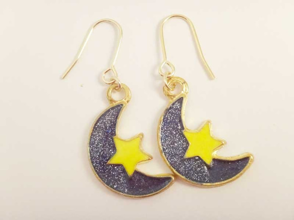 moon ＆star pierce（ブラックライト対応） 2枚目の画像