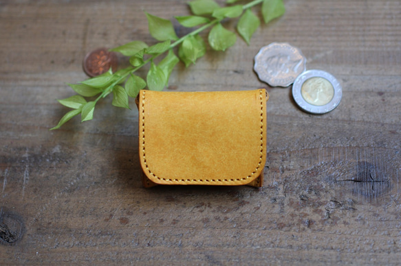 【極小サイズ】Tiny Coin Case / YELLOW *レザーコインケース*小さい小銭入れ*プエブロ 2枚目の画像