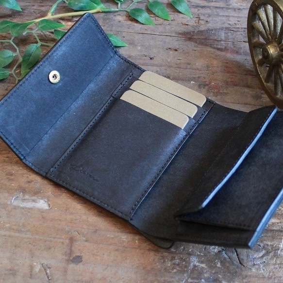 スタンダードな二つ折り財布 / Folded Wallet *BLACK (左利き用) 5枚目の画像