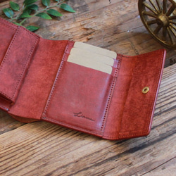 スタンダードな二つ折り財布 / Folded Wallet *BRICK RED (右利き用) 5枚目の画像