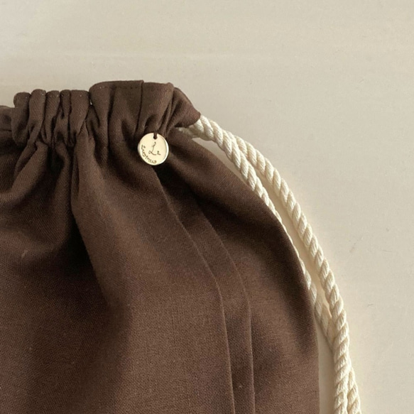 ☆新色☆ 棉麻帆布側邊兩折抽繩袋巧克力 第4張的照片