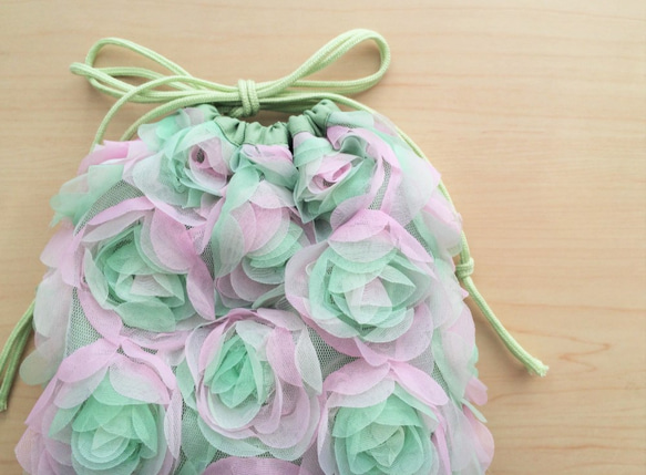 花卉刺繡荷包蓬鬆綠色袋粉紅色× 第4張的照片