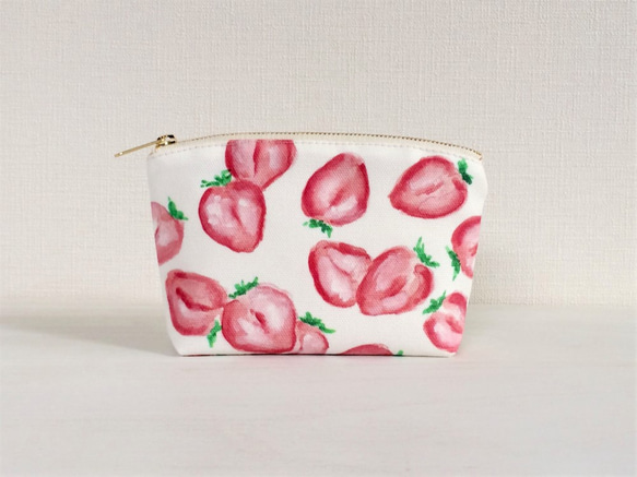 水果花園袋與圓形戈爾草莓 第1張的照片