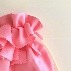 フレンチリネン タックフリル巾着ポーチ ピュアピンク 4枚目の画像