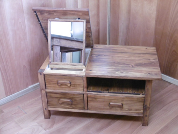 ドレッサーテーブル　忙しい朝ながらメイク　 9枚目の画像