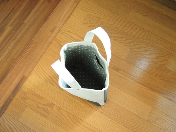 手提袋[Sankaku /垂直/ A4 / cxk]（11號帆布） 第2張的照片