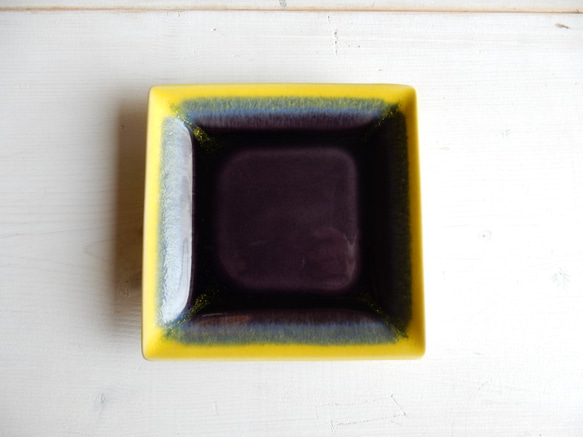 twotonecolor正角皿(パープル) 1枚目の画像