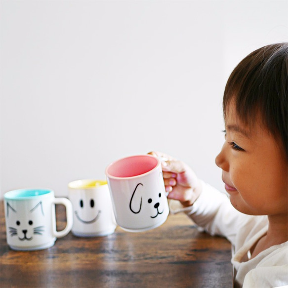 《名前・イニシャル入り》Myマグカップ 〜OKAO・ネコ〜 　プラスチック/スタッキング 6枚目の画像