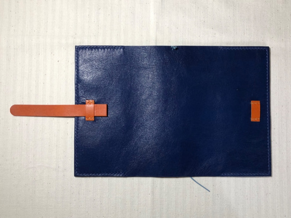 ハンドメイド『藍色の革の文庫カバー』 4枚目の画像