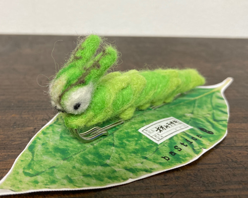 オオムラサキ 刺繍ブローチ 蝶 オーダー可 ヘアゴム 帯留