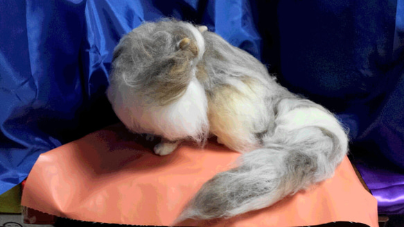 羊毛フェルト　リアル猫　チンチラ ミックス（Hー０４） 2枚目の画像