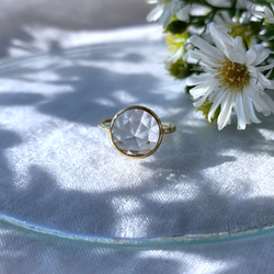 【受注製作】ローズカット まるい水晶の指輪（真鍮・シルバー） 1枚目の画像