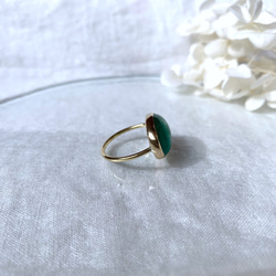 【受注製作】大粒 グリーンオニキス 真鍮リング（silver変更可） 3枚目の画像