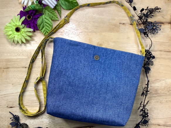 [Walking pochette] 花朵圖案 黃色 可調節弦長 Sakosh 型 第3張的照片