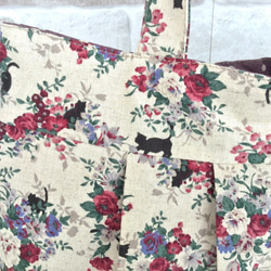 【限1分】玫瑰和貓！帶拉鍊的棉麻奶奶包 紅色 &lt;通勤包的推薦尺寸！ ＞ 第2張的照片