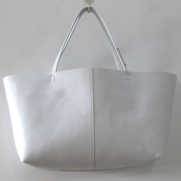 OTONA eco-bag Lサイズ ホワイト　本革製  トートバッグ 1枚目の画像