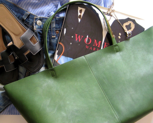 グリーンレザー ハンドバッグ Chelsea Petite Nylon Shoulder Bag in Emerald | MZ Wallace