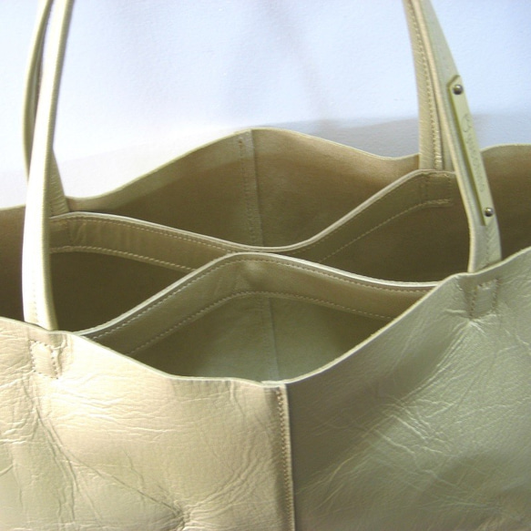 OTONA eco-bag Sサイズ プラチナゴールド　本革製  トートバッグ 3枚目の画像