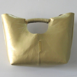 コイルハンドルバッグ(S) プラチナゴールド 本革製　 1枚目の画像