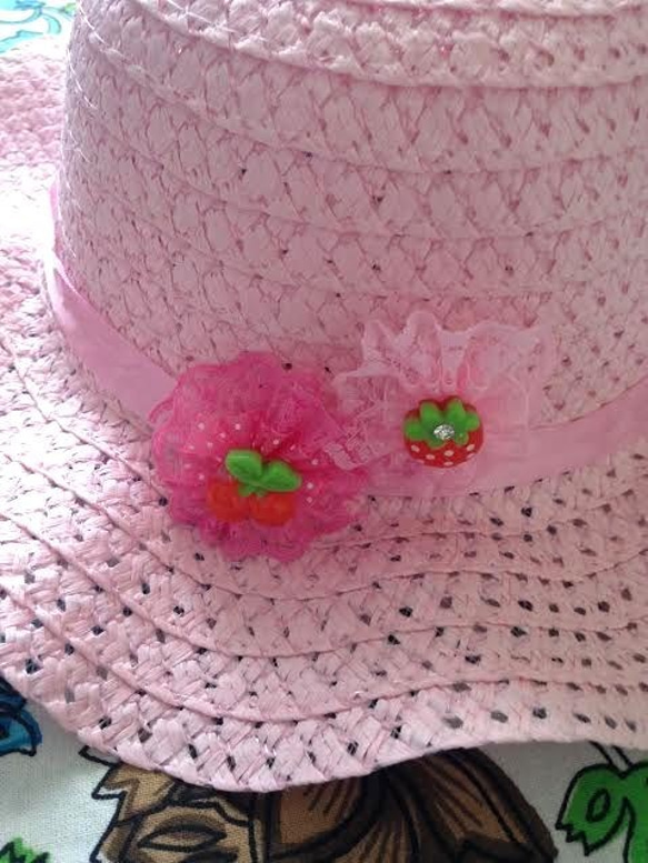 イチゴとさくらんぼのレース♪ピンクのフリルハット★キッズ 子供用 帽子 軽い 涼しい 3枚目の画像