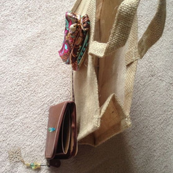 スワロフスキー■ベージュ麻トートバッグとコインケース付きフェイクレザースリム財布セット 3枚目の画像