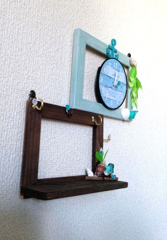 マリンな壁掛け時計とアクセサリーやカギをかけられる小物置き付 壁飾りインテリア☆ 2枚目の画像