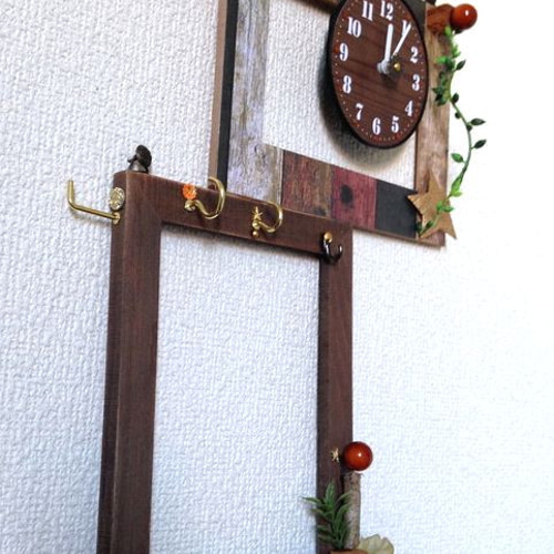 再再販！ レトロアンティーク風◇壁掛け時計とアクセサリーやカギをかけ 絵画