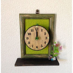 2wayで使える♪壁掛け＆置き時計◆小物置き付き バック人工芝◆キーフックにも♪スワロフスキー付き 1枚目の画像