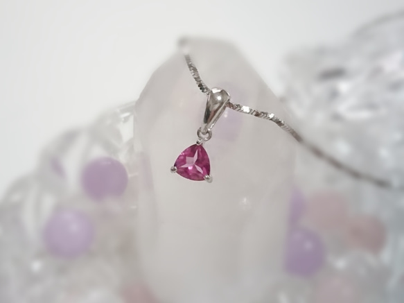 Pink topaz *necklace 1枚目の画像