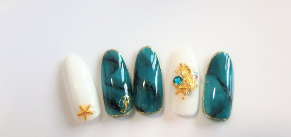 オーダーネイルチップNo.213 深緑カラー 奥行き大理石風 オーダーネイルチップNo.213 深緑カラー 奥行き大理石風